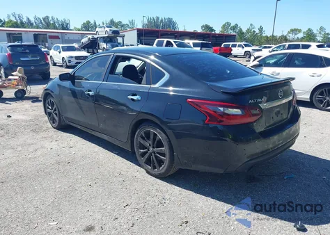 2017 Nissan Altima 2.5 Sr z USA, uszkodzony, nr VIN 1N4AL3AP9HC282650